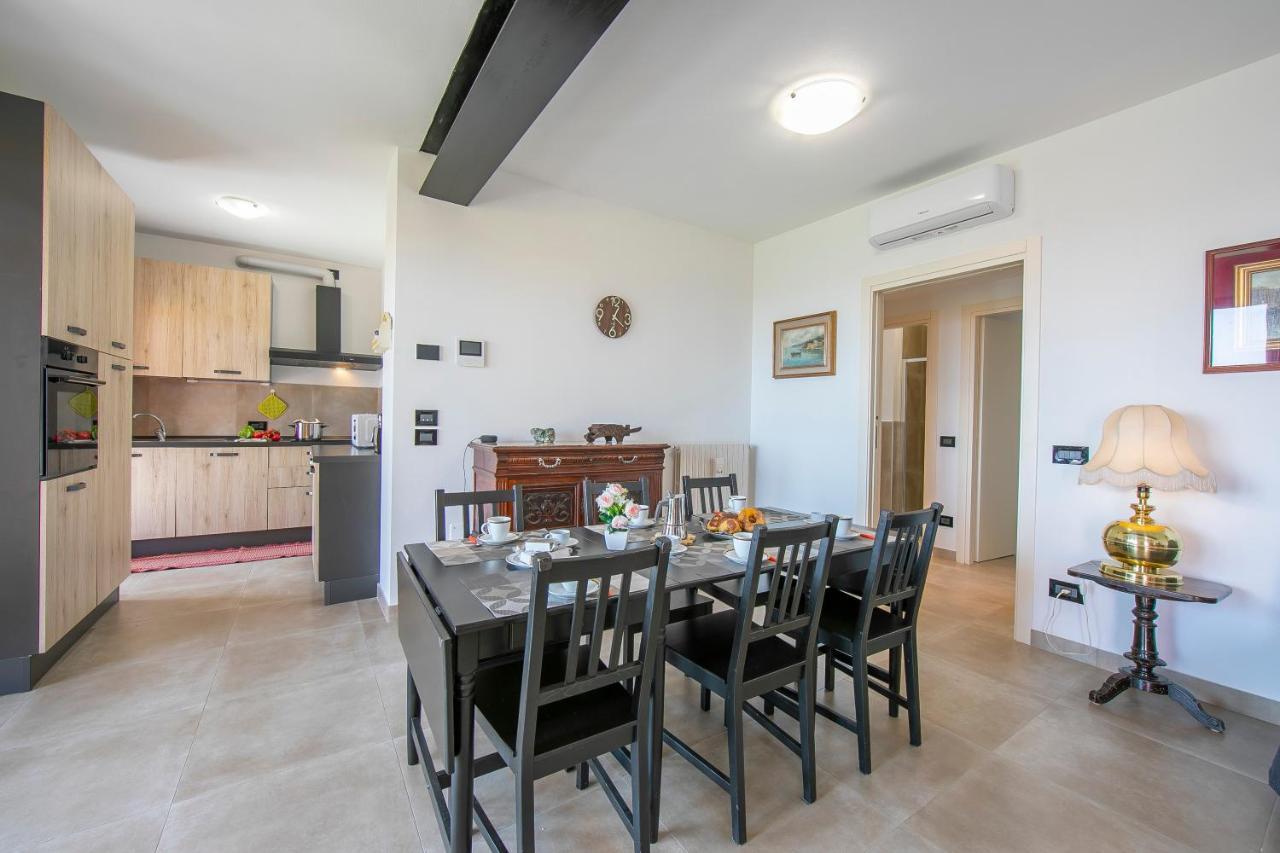 Villa Teresa Apt Lake Garda View - Happy Rentals Сояно дел Лаго Екстериор снимка